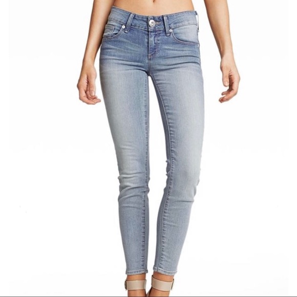 🌺Guess Ankle Length Emma Skinny Jeans🌺 - Picture 2 of 8